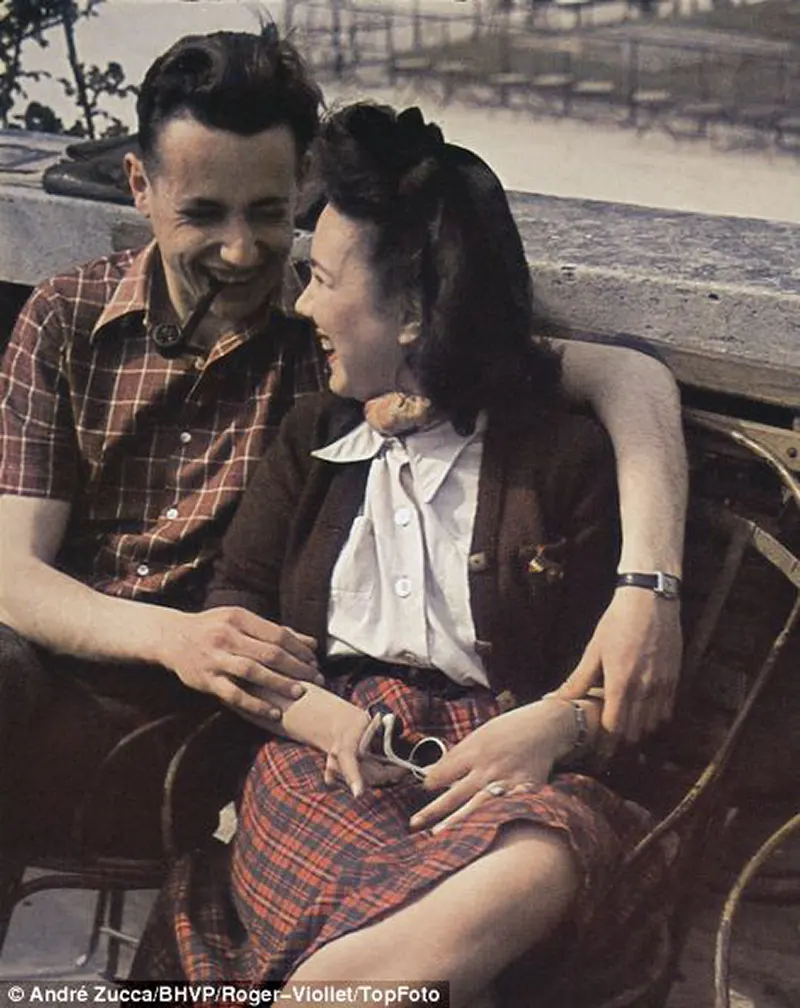 Color photos of occupied paris zucca