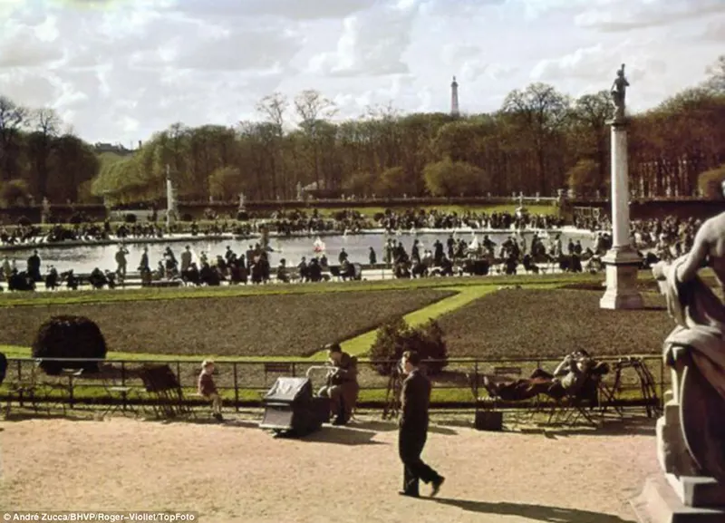 Color photos of occupied paris zucca