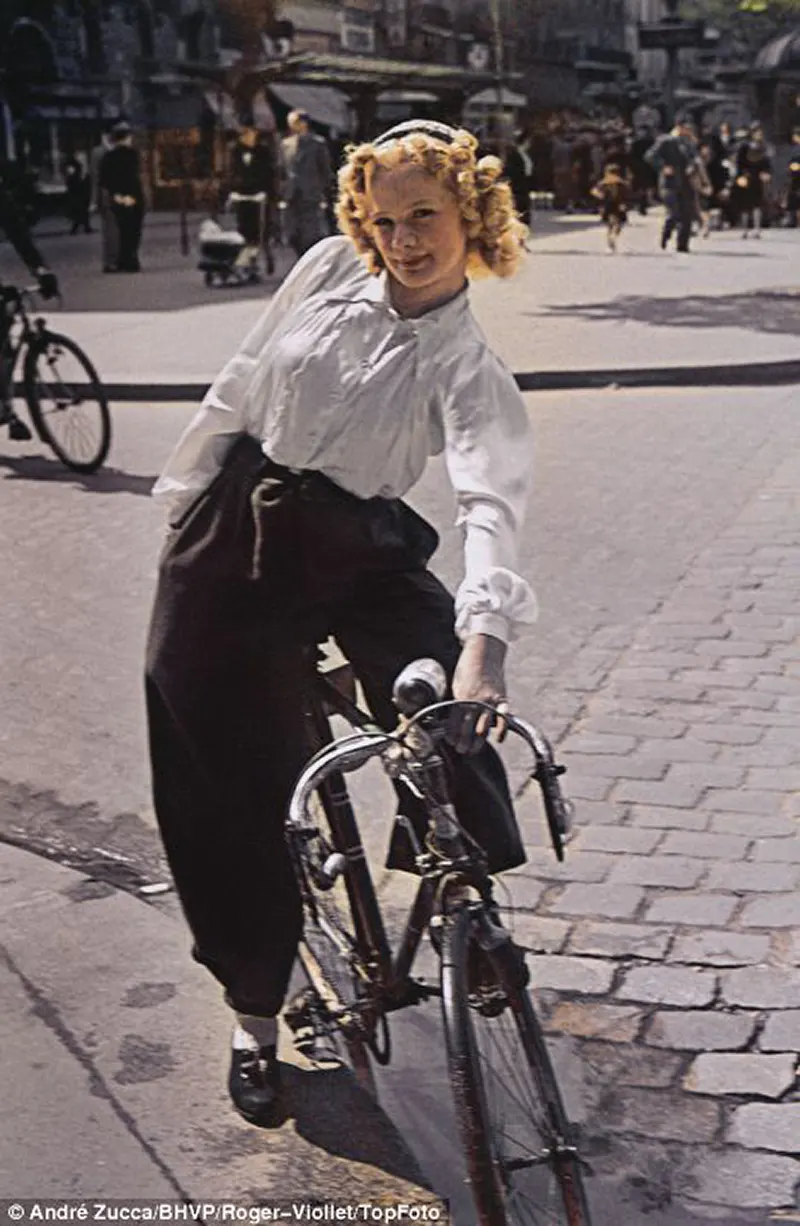 Color photos of occupied paris zucca