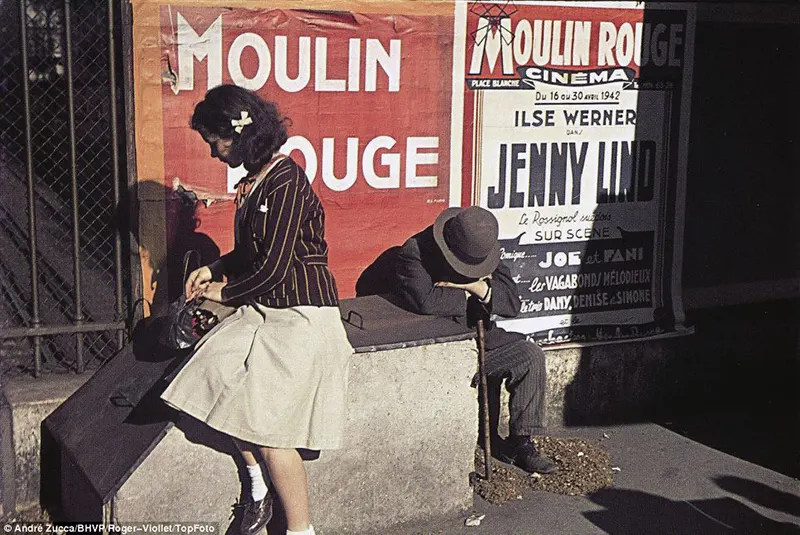 Color photos of occupied paris zucca