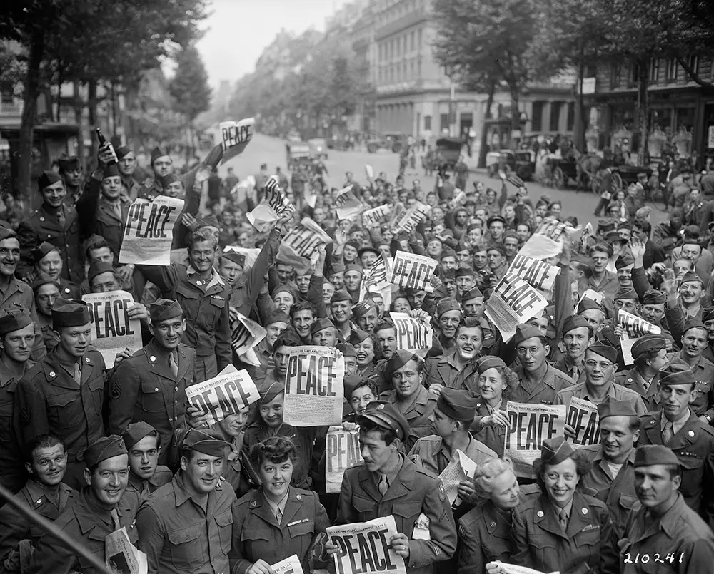Japanese surrender ceremony photos
