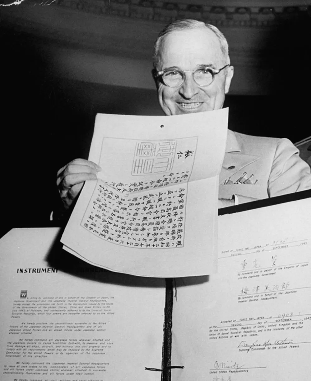 Japanese surrender ceremony photos