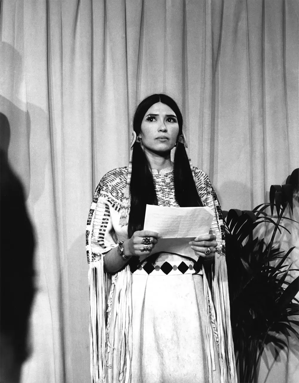 sacheen littlefeather oscars photos