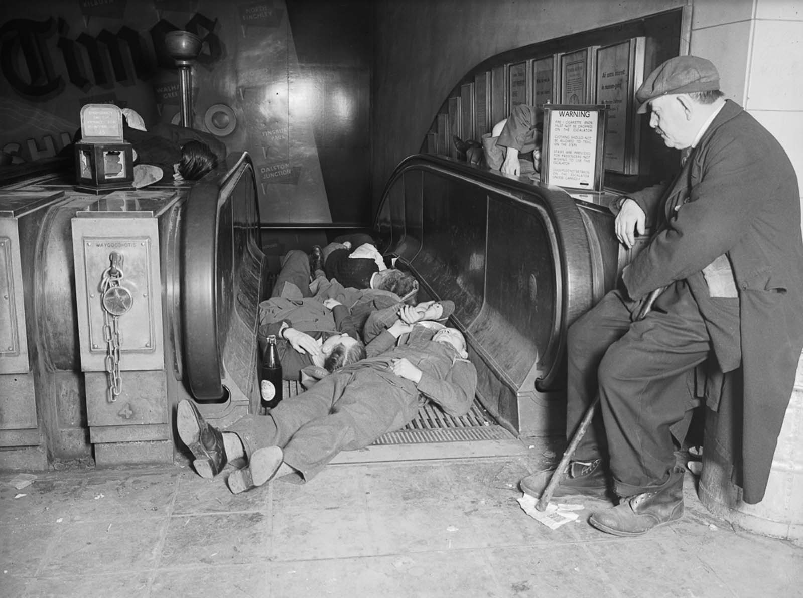 london blitz underground photos