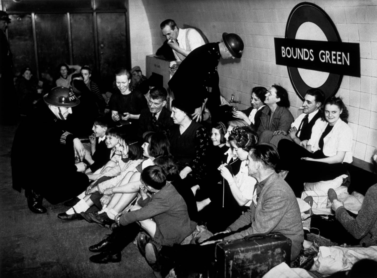 london blitz underground photos