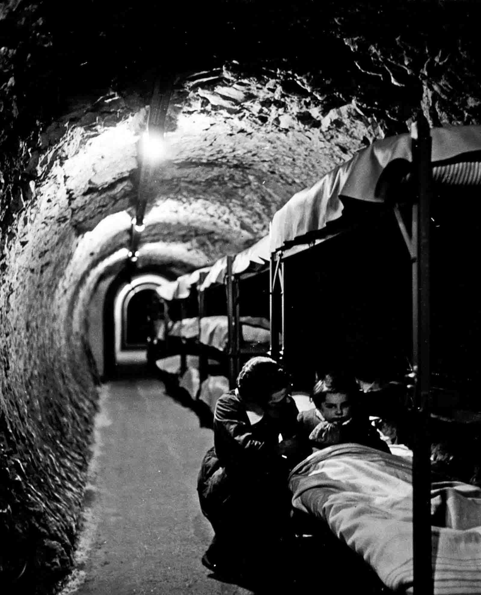 london blitz underground photos