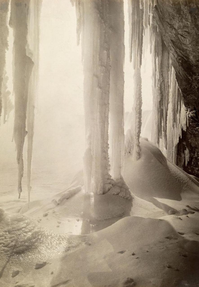 frozen Niagara Falls old photos