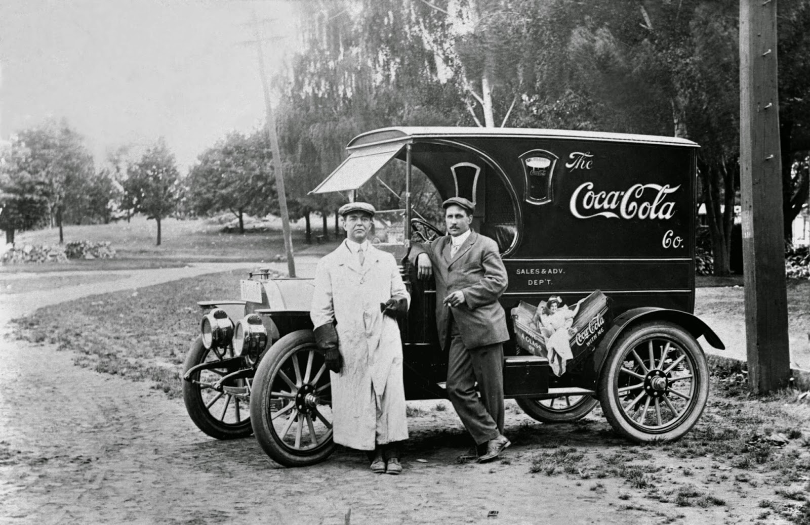 Old Photos Coca-Cola Advertising Delivery Trucks