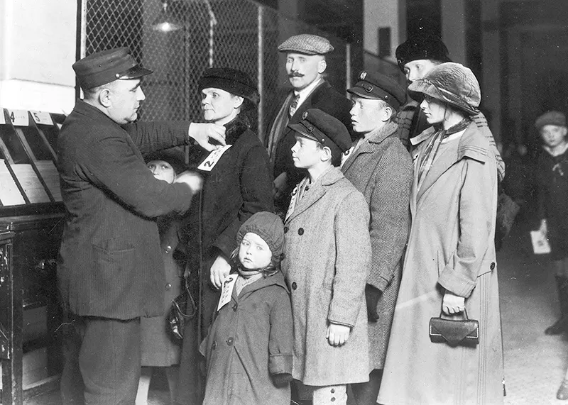 new immigrants America old photos