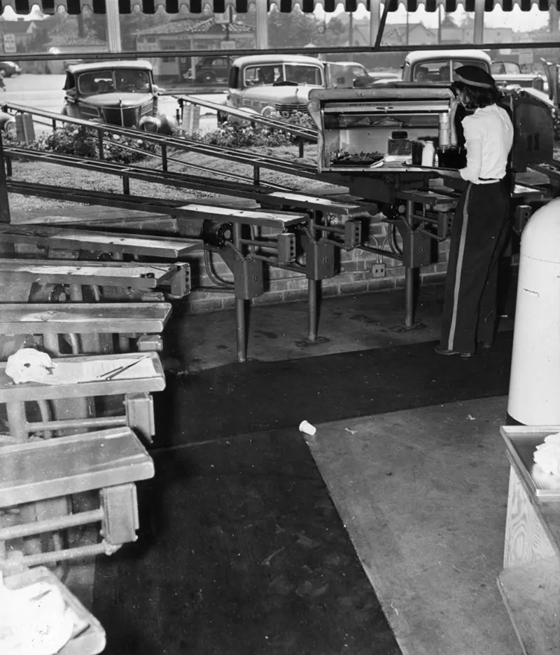 Motormat Drive-in