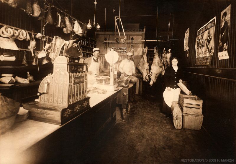 Vintage photos inside the Shops and Stores in Early 20th century