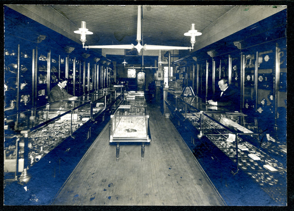 Vintage photos inside the Shops and Stores in Early 20th century