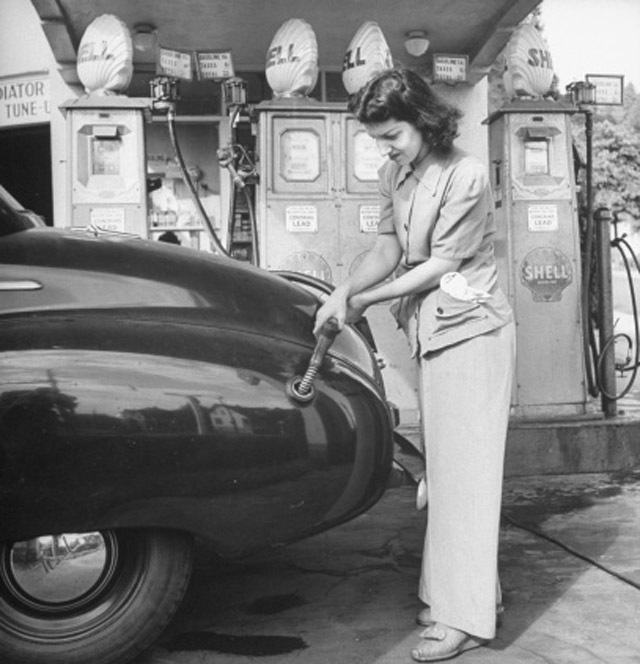 Vintage Photos of Gas Stations