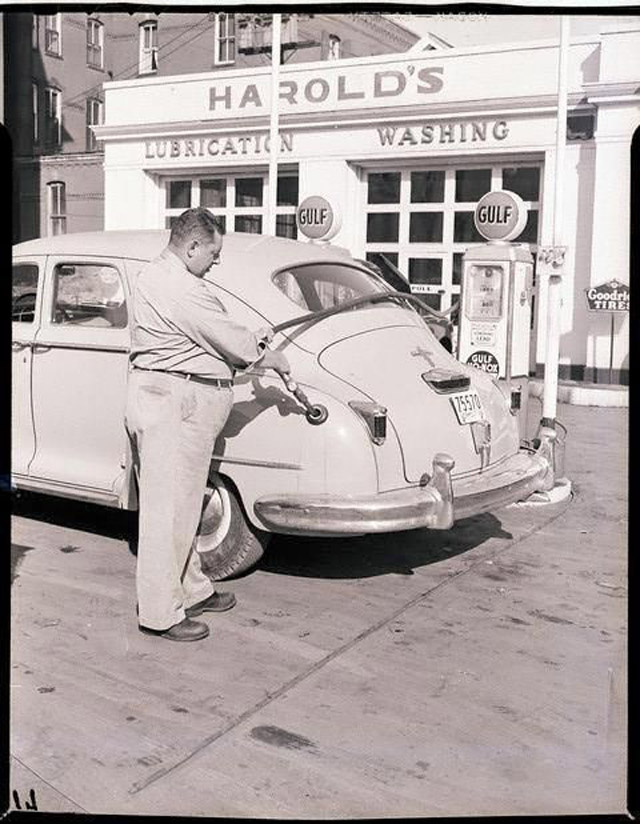 Vintage Photos of Gas Stations