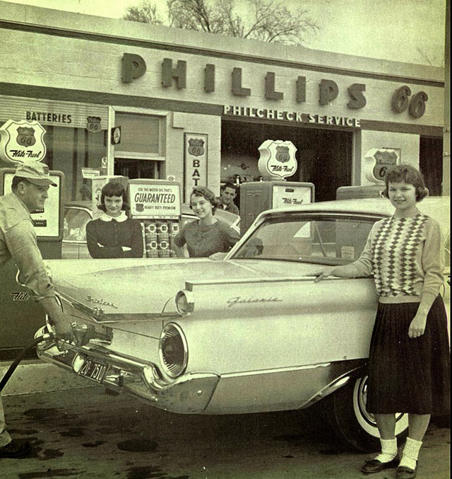 Vintage Photos of Gas Stations