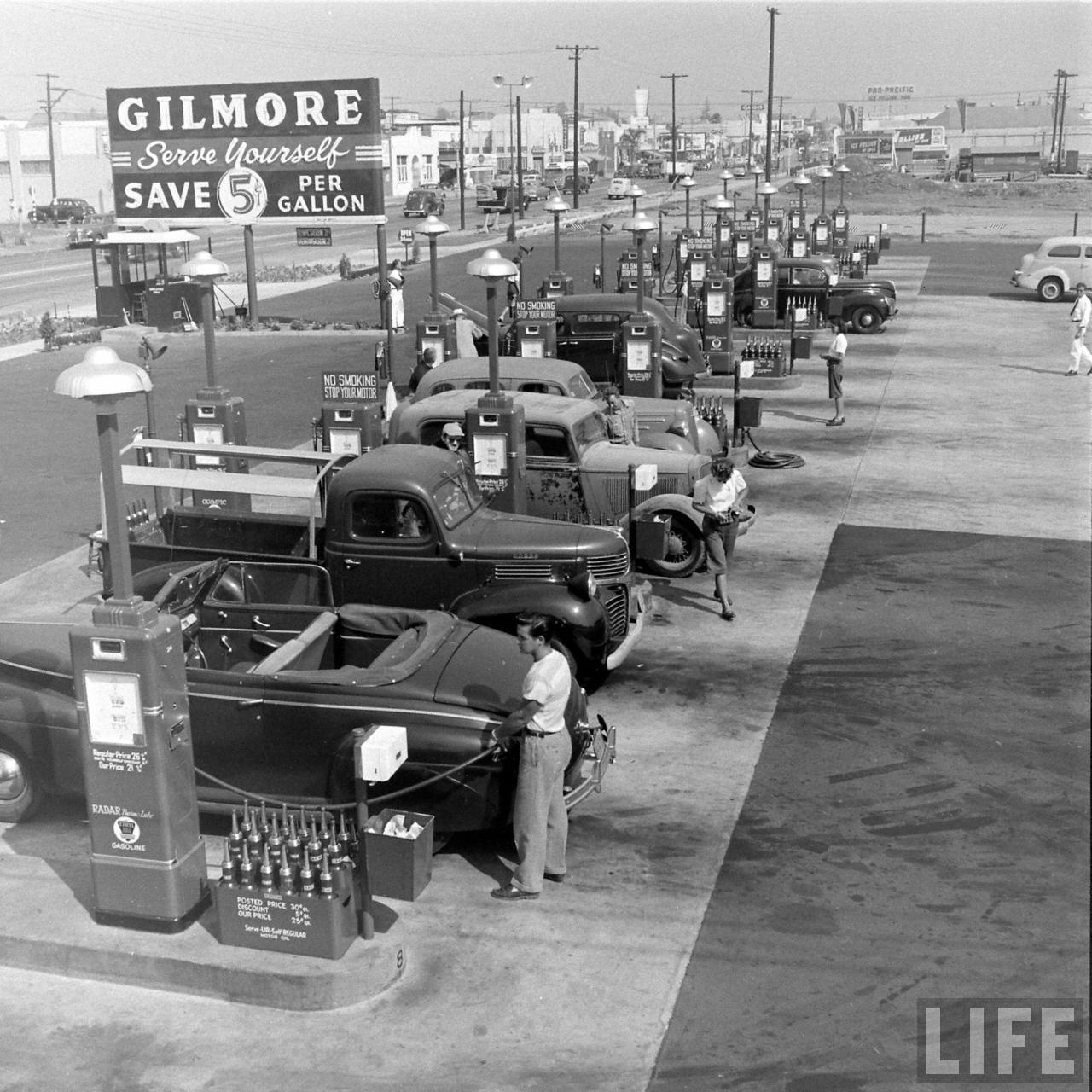 Vintage Photos of Gas Stations