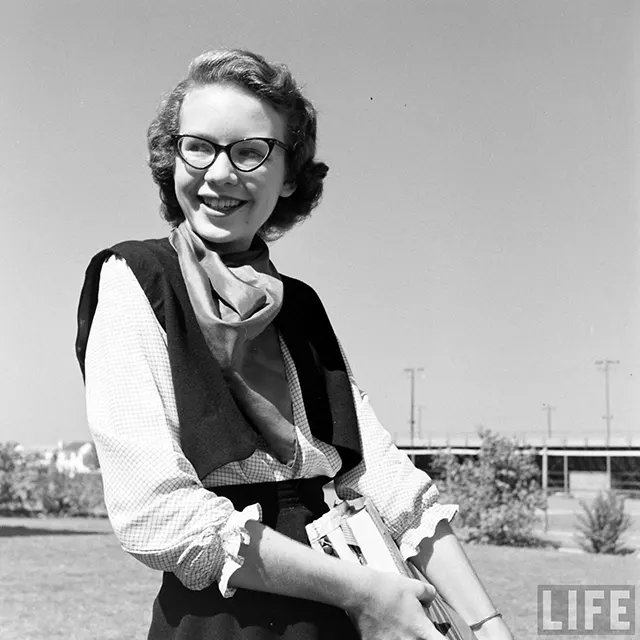 Portraits of Highland Park High School Teenage Girls