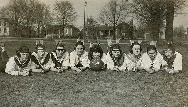 Amusing and Cool Vintage Photos of Everyday Life in Early 20th Century America