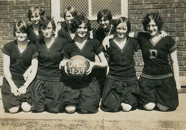 Amusing and Cool Vintage Photos of Everyday Life in Early 20th Century America