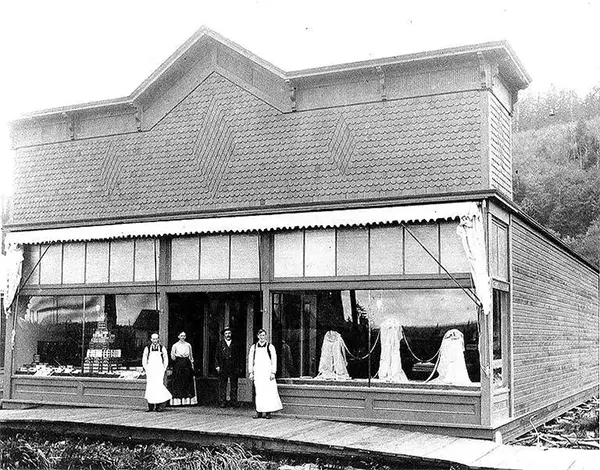 Old Photos Seattle in the 1870s