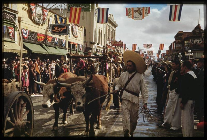 Kodachrome Slides Everyday Life USA 1940s