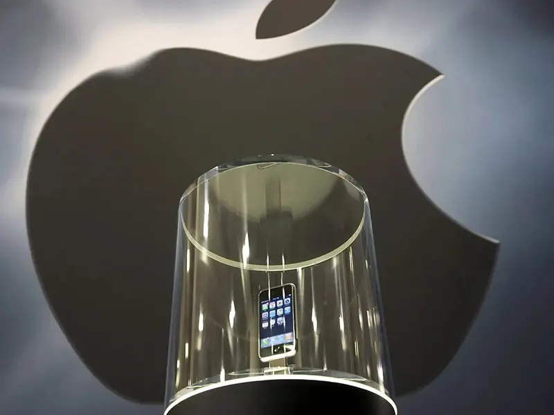 The Original and First iPhone Historical Photos