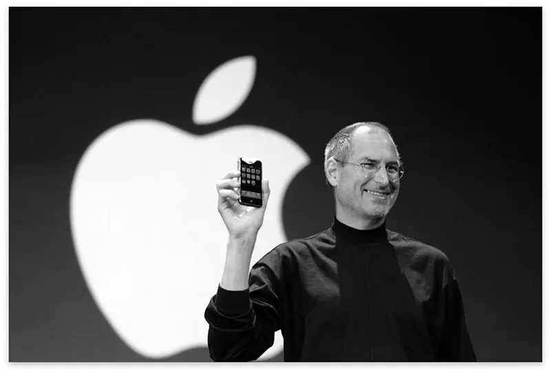 The Original and First iPhone Historical Photos