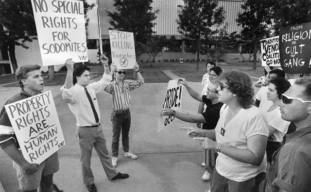 Heartbreaking Images That Capture the Harsh Reality of the 1980s AIDS Crisis