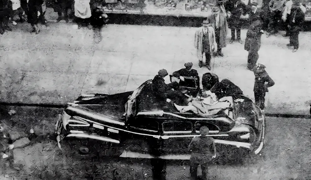 The Most Beautiful Suicide: The Story Behind the Picture of Evelyn McHale