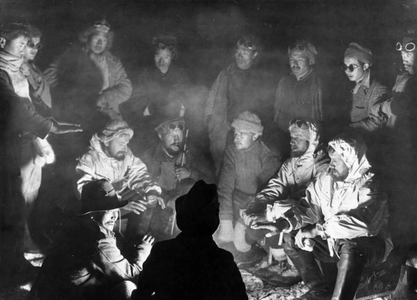 Photograph of the expedition.