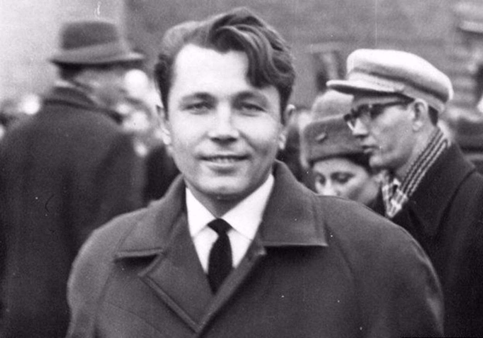 leonid rogozov appendix Antarctica
