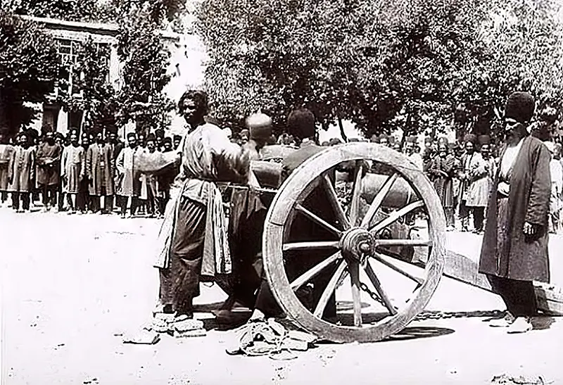 Execution by Cannon Old Photos