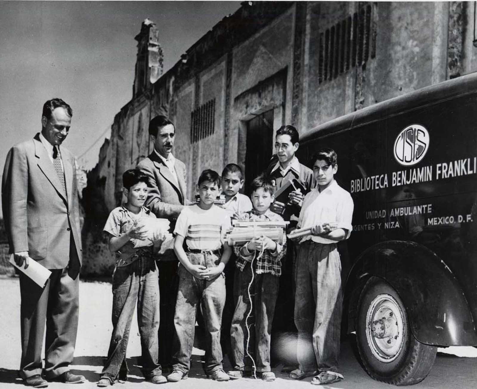 The Benjamin Franklin bookmobile, Mexico City, 1953.