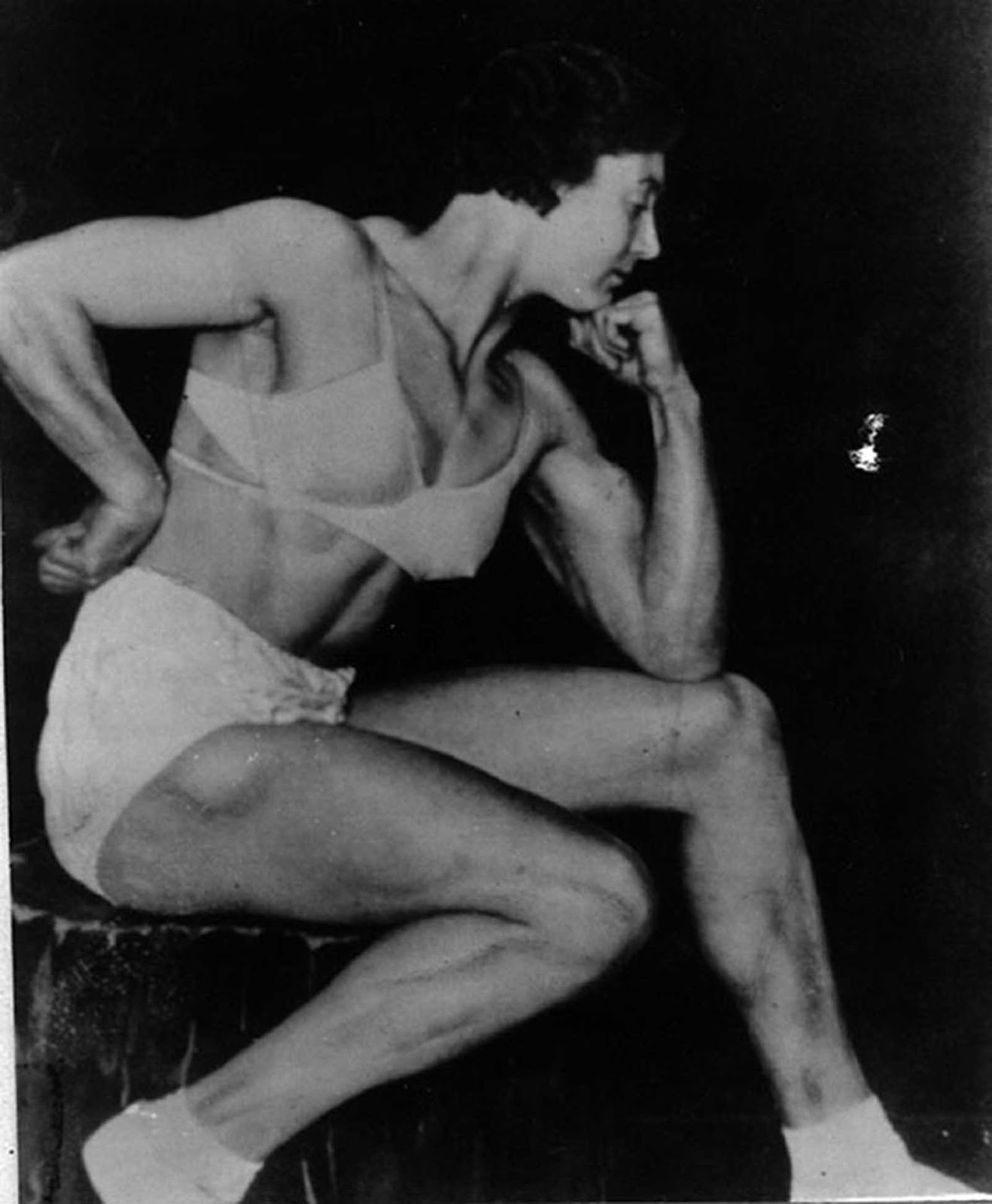 Another shot of Ivy Russel’s impressive physique.