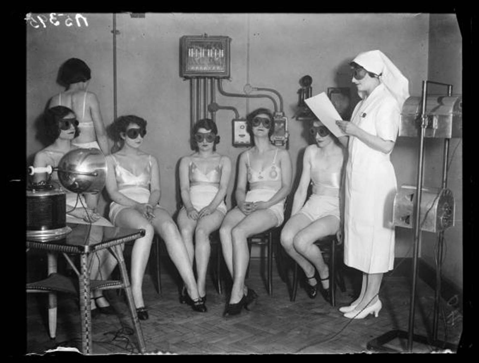Sunray ‘treatment’, 20 February, 1932. These women, all Metropole Cinema attendants.