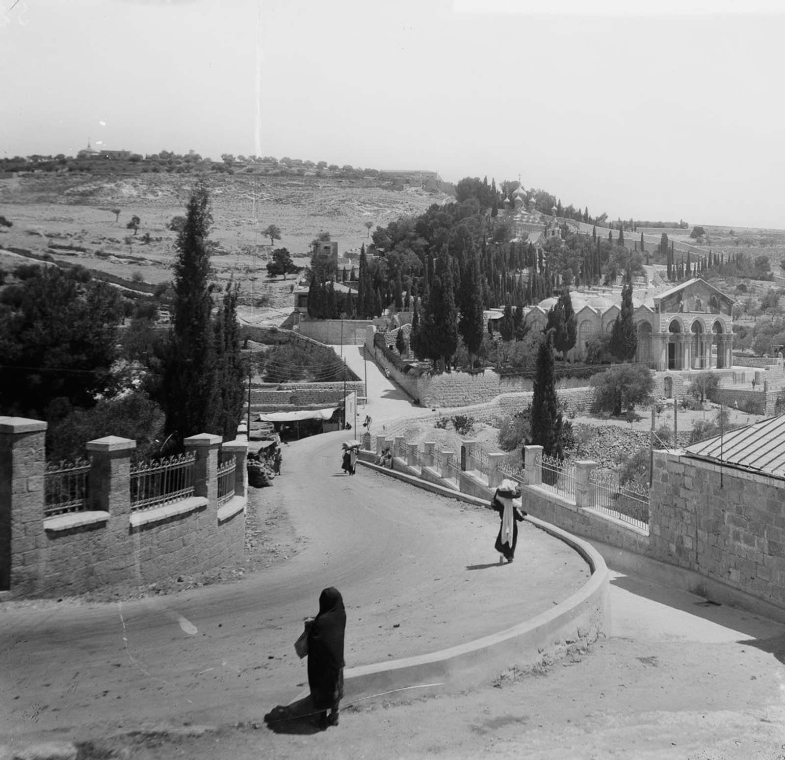 A street view from Jerusalem. 1900.