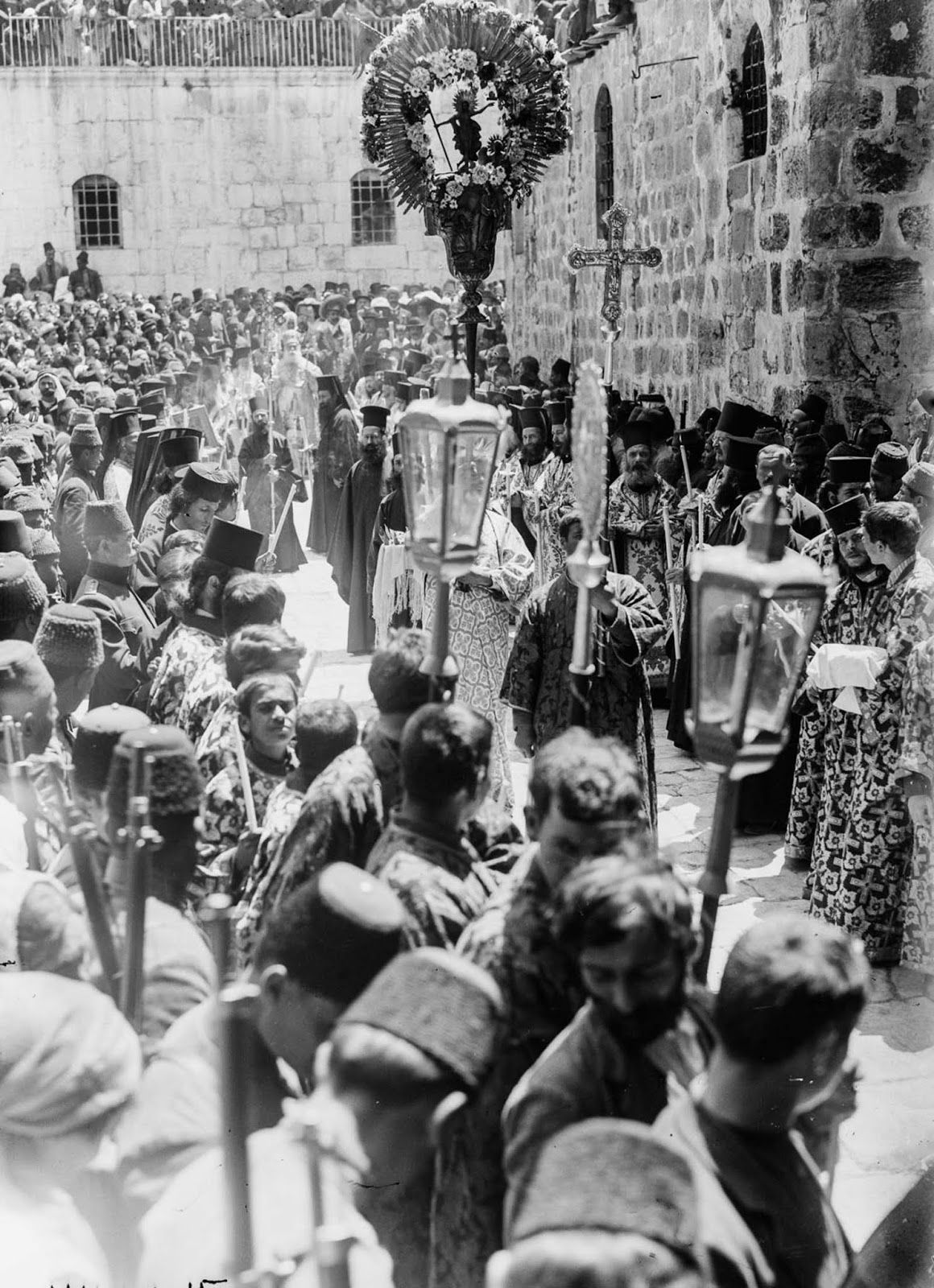 A Greek Orthodox procession. 1915.