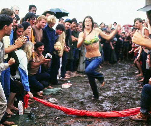 Remembering the Original Woodstock Through Old Photos, 1969 Remembering the Original Woodstock Through Old Photos, 1969