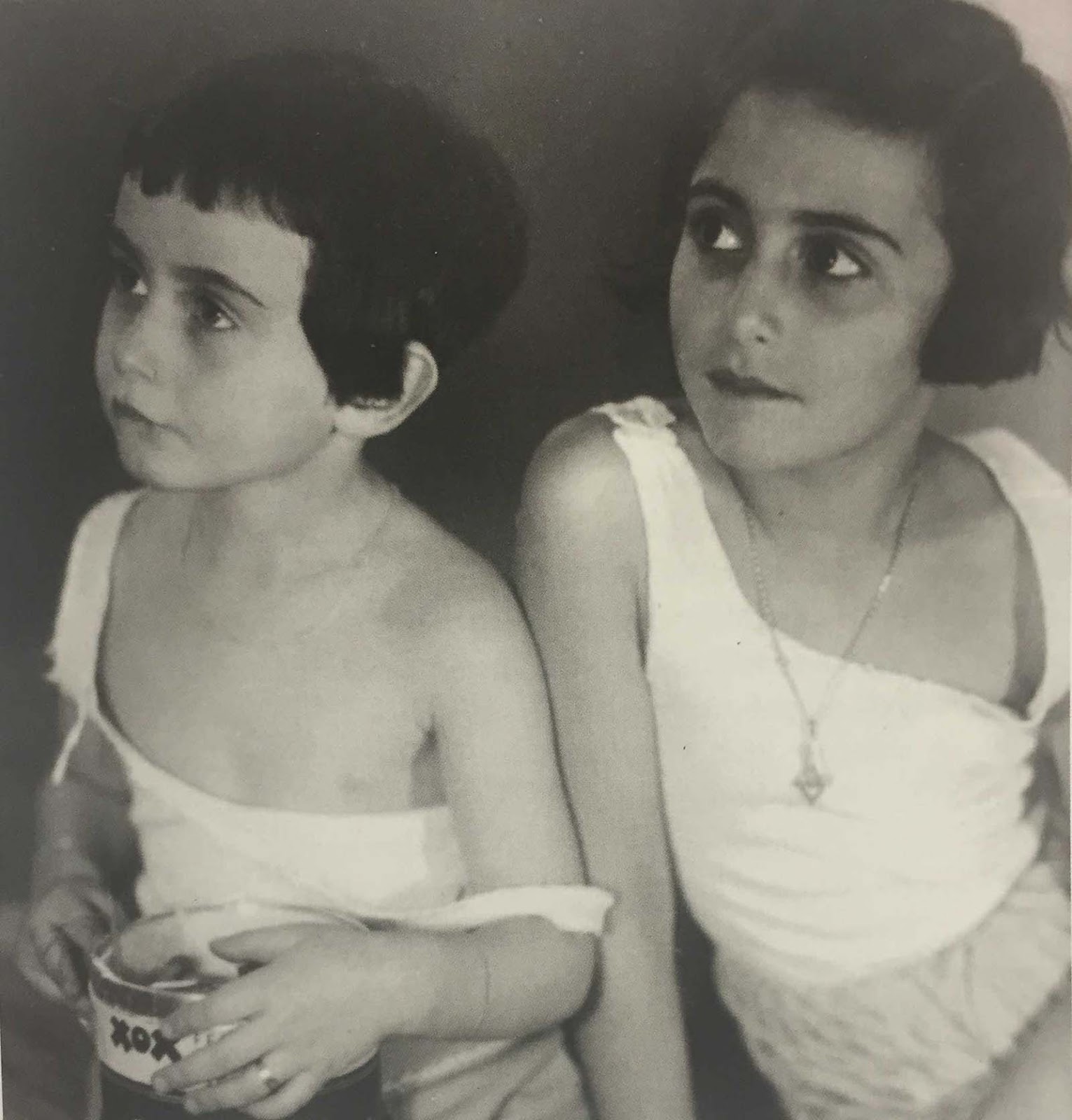 Anne and Margot Frank, 1933, Aachen, Germany.