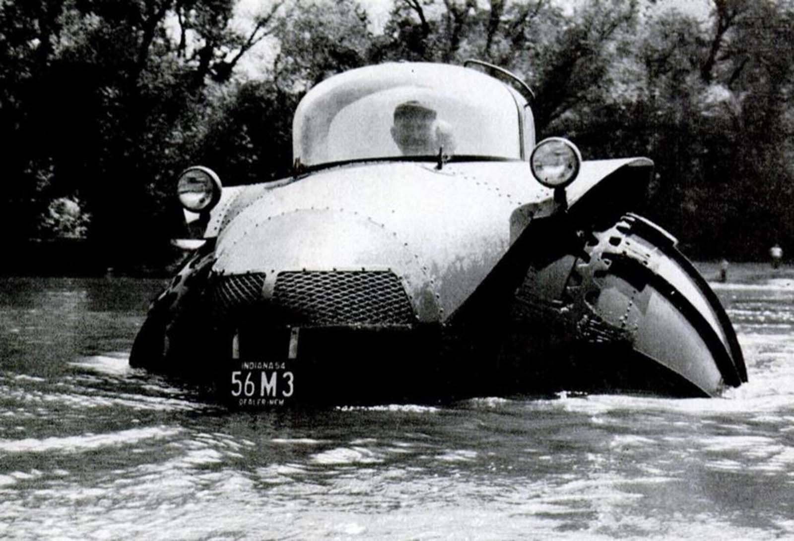 The Rhino: a bizarre experimental all-terrain vehicle, 1954
