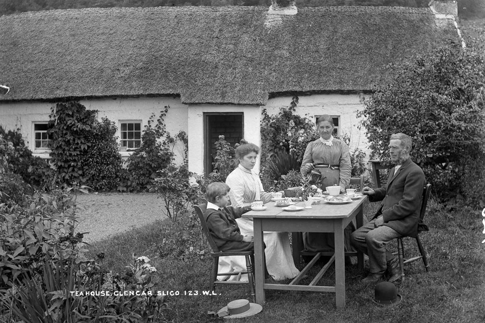 The Glencar Tea House in County Leitrim. 1900.