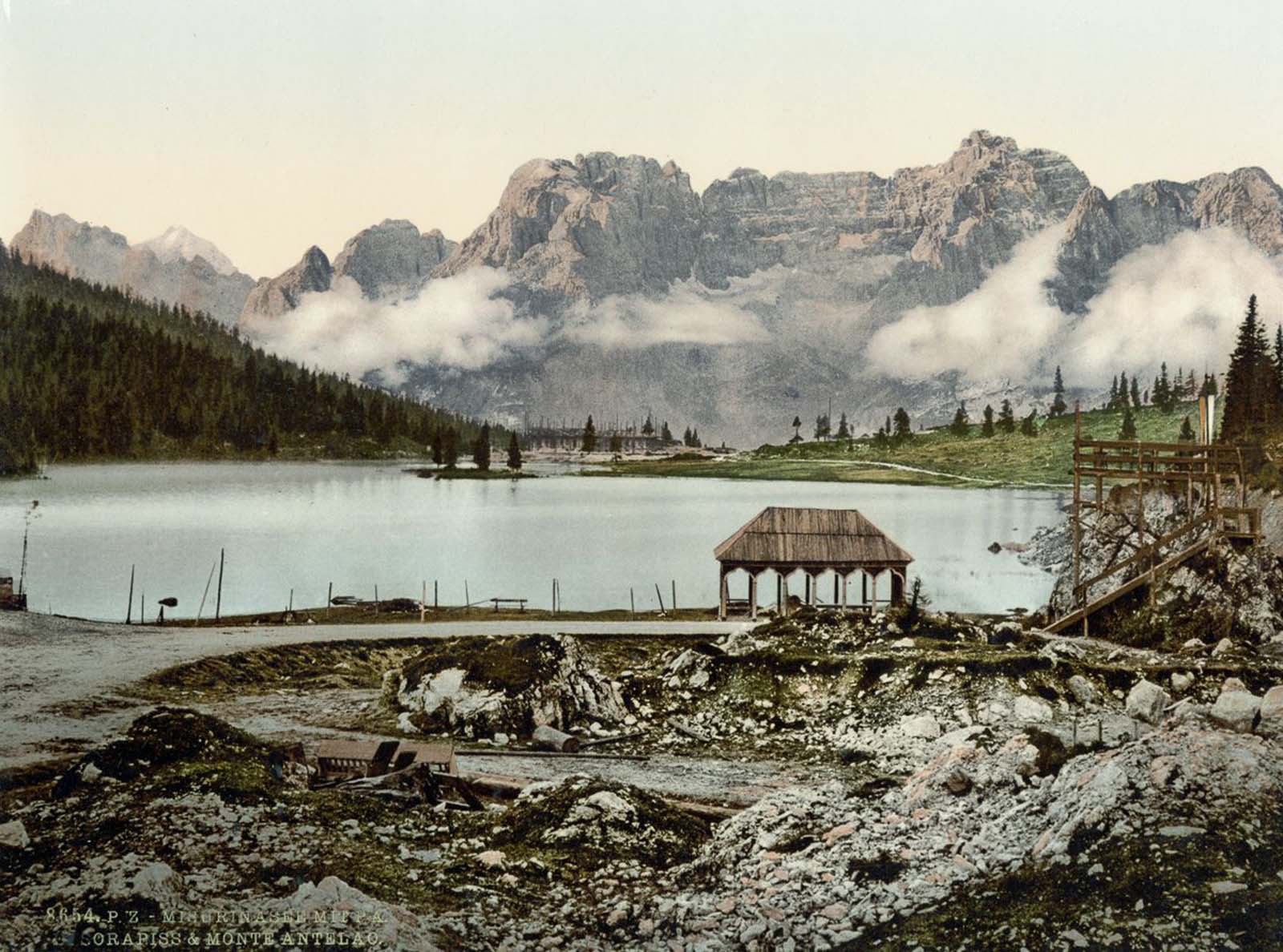 Misurinasee, Sorapiss and Monte Antelao.
