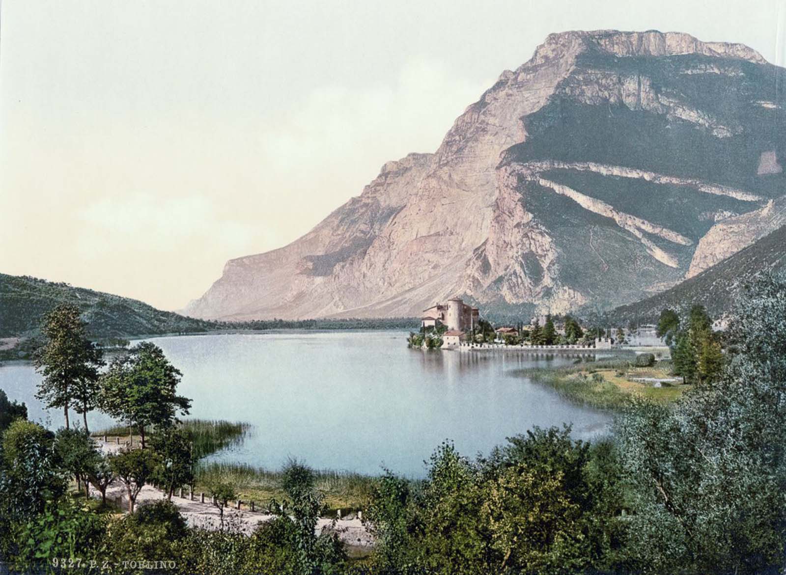 Toblino.