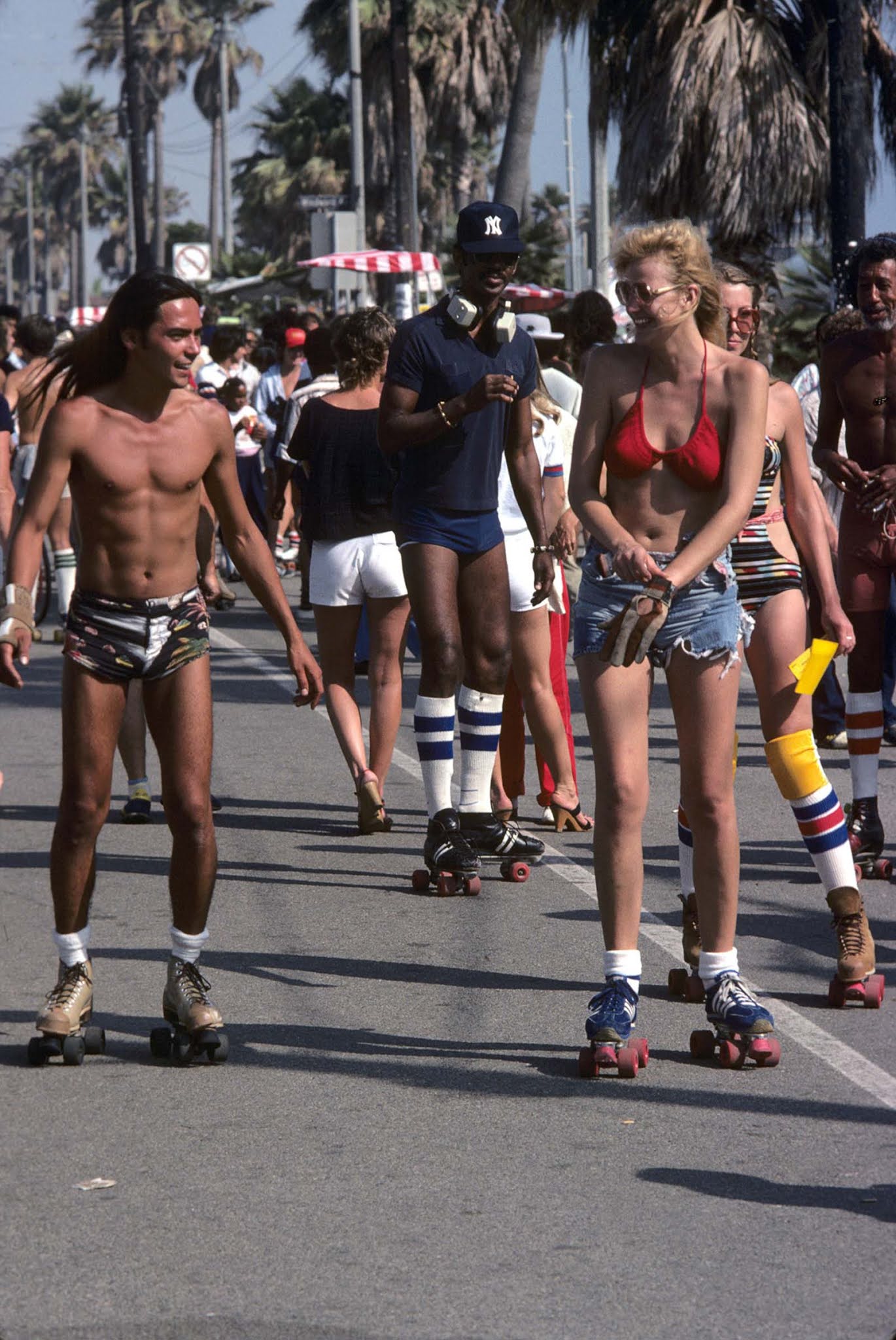 The roller skaters of Venice Beach, 1979