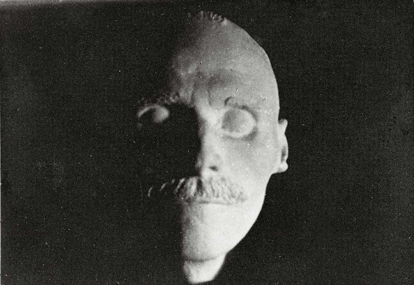 death masks famous people