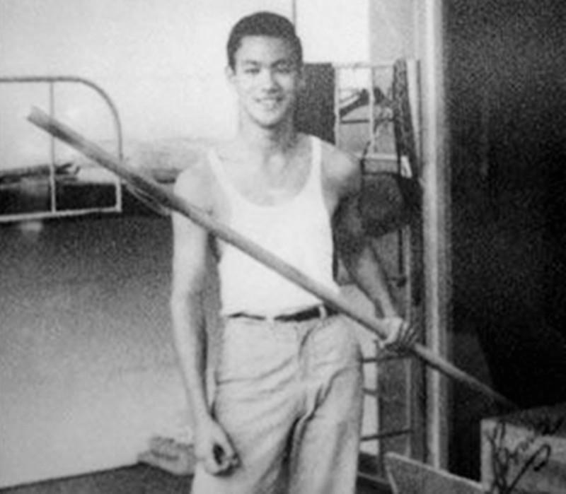 young bruce lee photographs