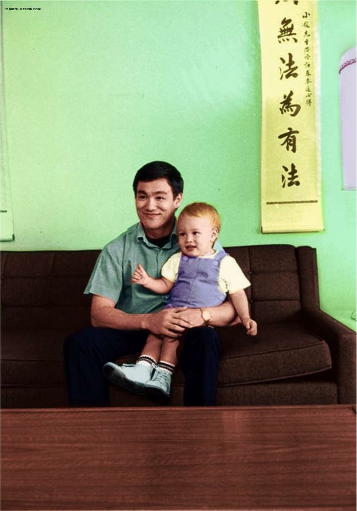 young bruce lee photographs