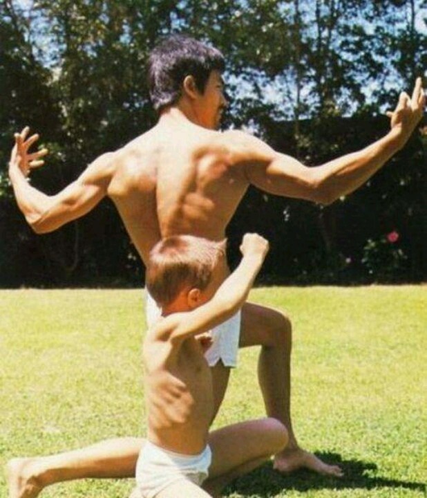 young bruce lee photographs