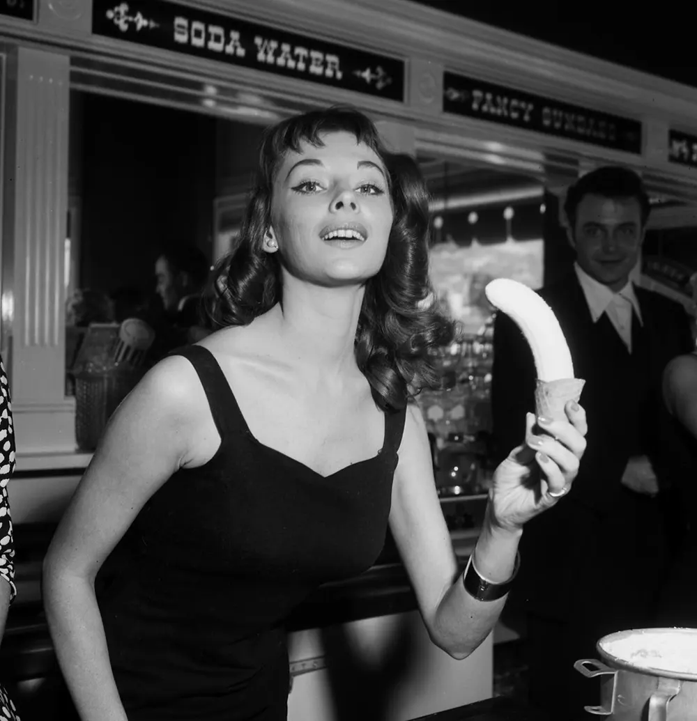 vikki dougan photos