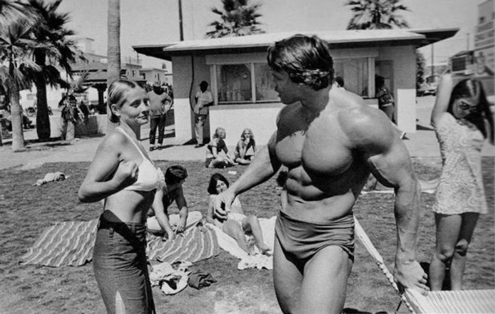 young arnold schwarzenegger photos